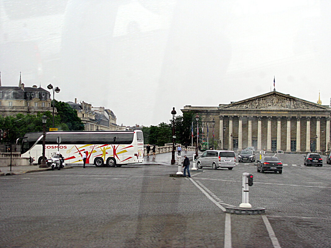 По Парижу на автобусе. - Владимир Драгунский