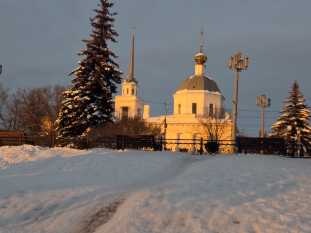 Храм в лучах заката - Olga Oskolkova