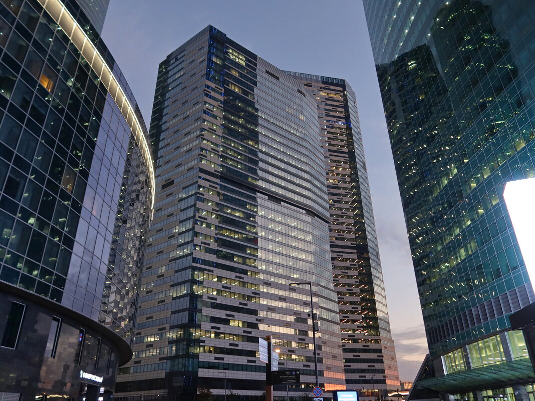 Высотные здания - Дмитрий И_