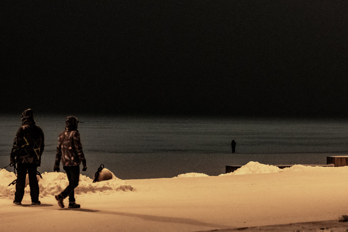 На краю земли - Илья Шенгелия