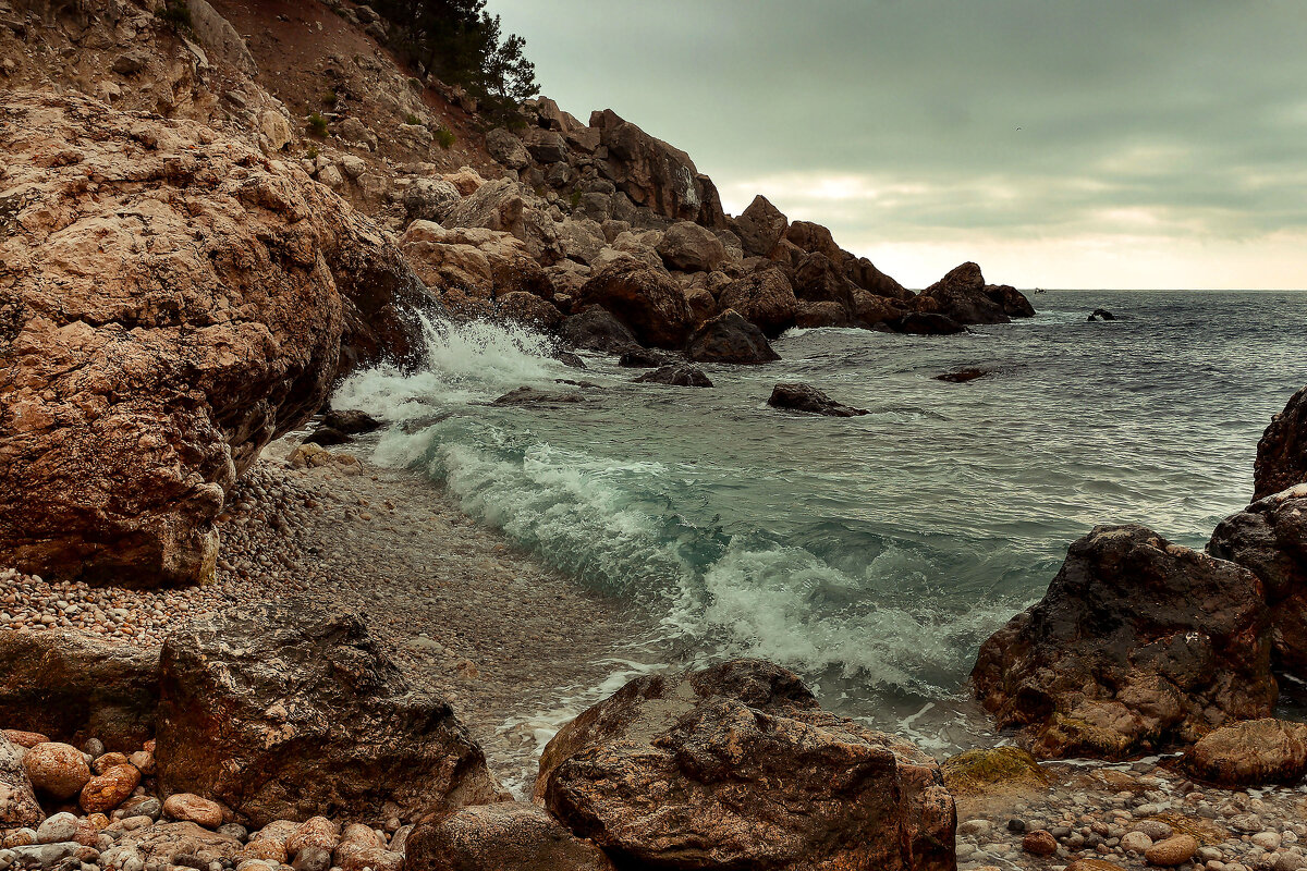 Балаклавское побережье. - Сергей Воротников