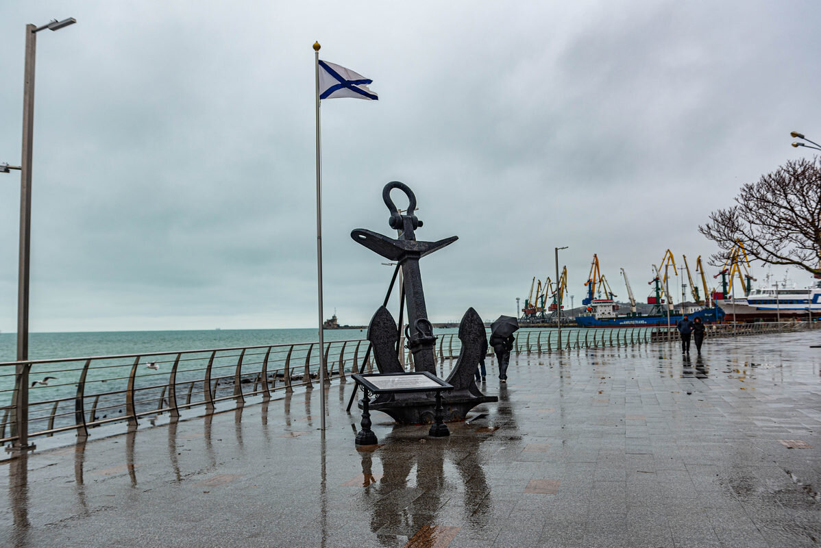 *** - Дмитрий Лупандин