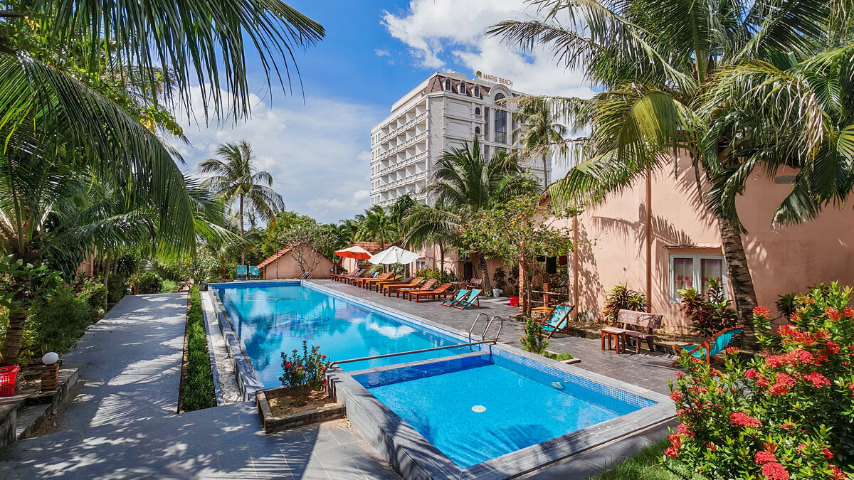 Бассейн - Dmitry i Mary S