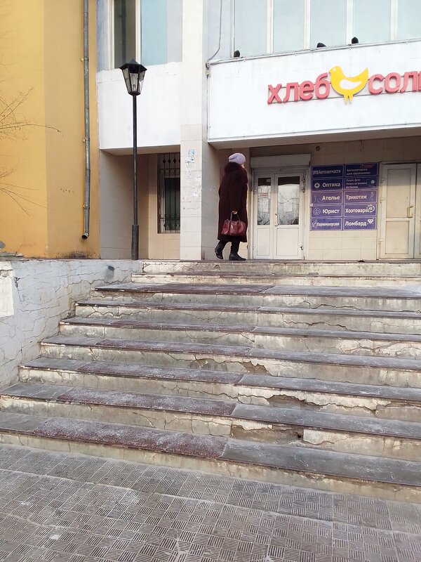 вход в магазин - Екатерина Панова