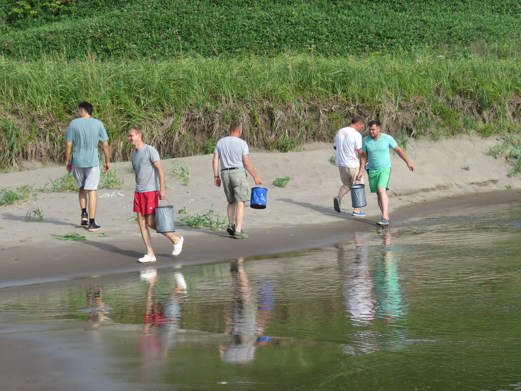 Танец с ведрами.. - ИРЭН@ .