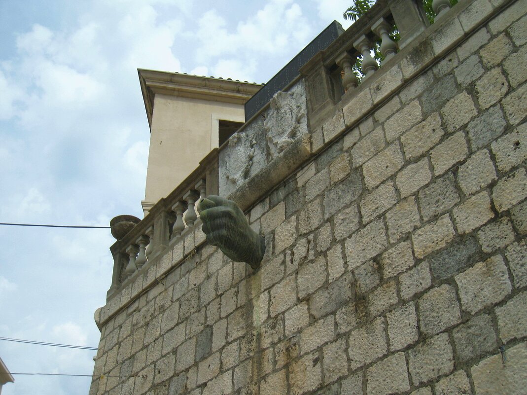 Старинный водосток. - unix (Илья Утропов) Старинный водосток. - unix (Илья Утропов)