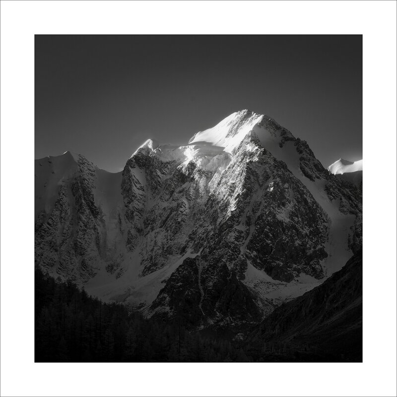 * - Александр Иванов