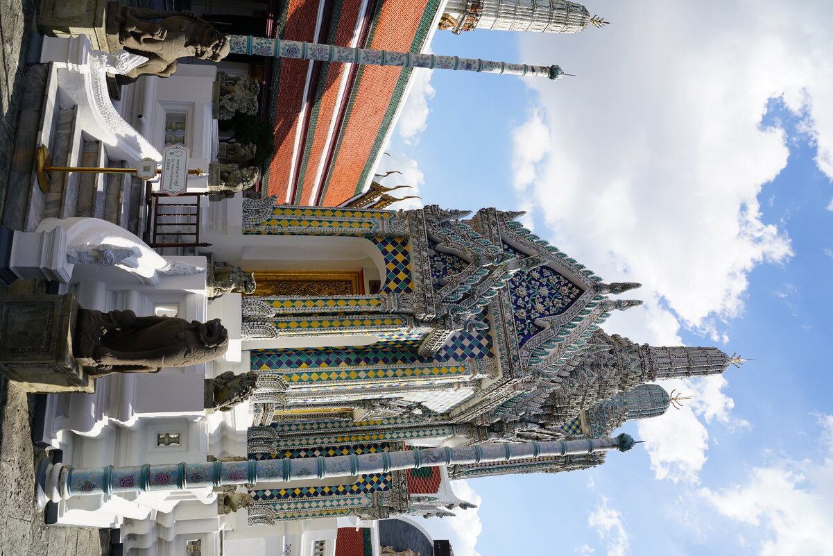 Ho Phra Khanthararat - Иван Литвинов