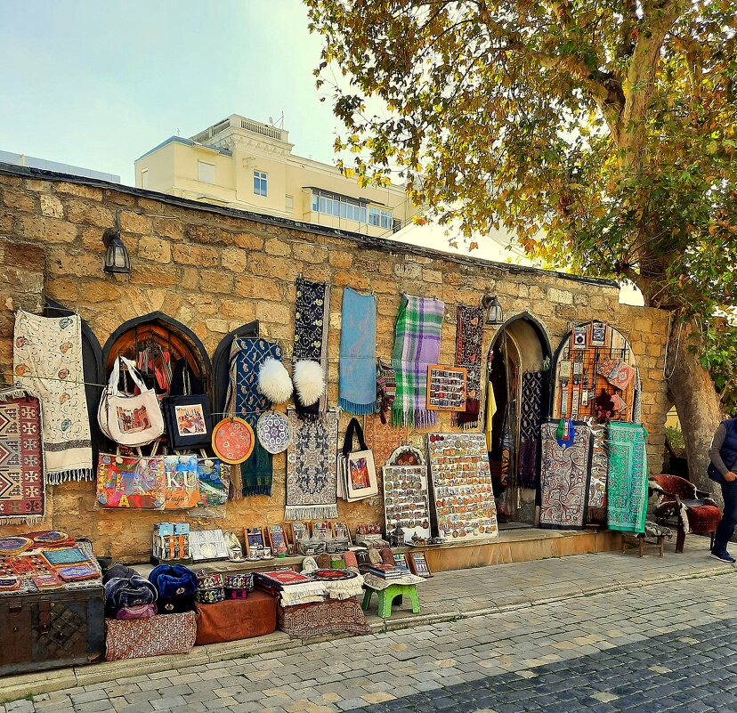 в старом городе - Ольга 