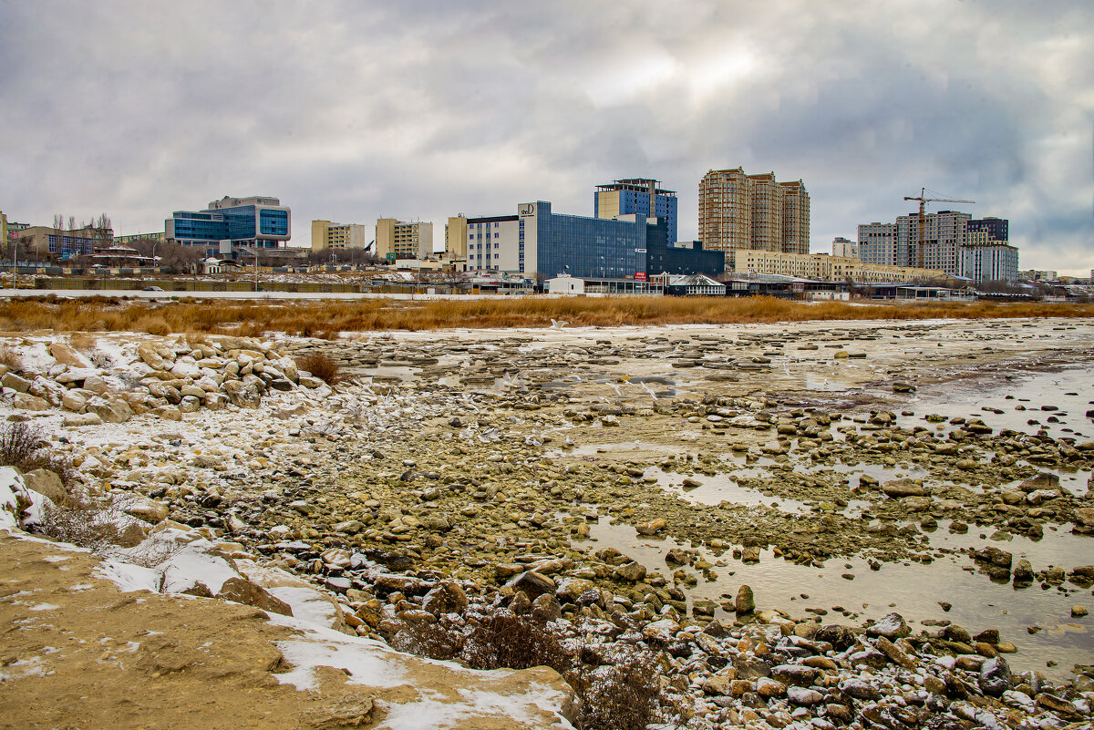 Берег - Анатолий Чикчирный