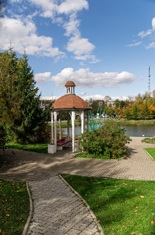 Летом в Хабаровске - Виктор Иванович Чернюк