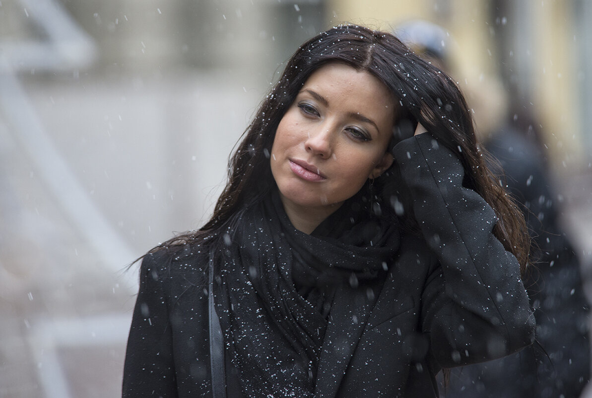 "Зимний" портрет прохожей - Александр Степовой 