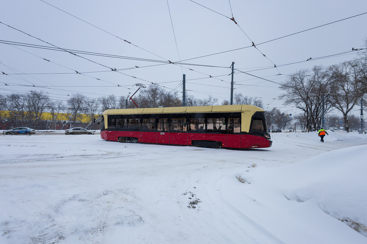 Замело трамвайные пути - Александр Синдерёв