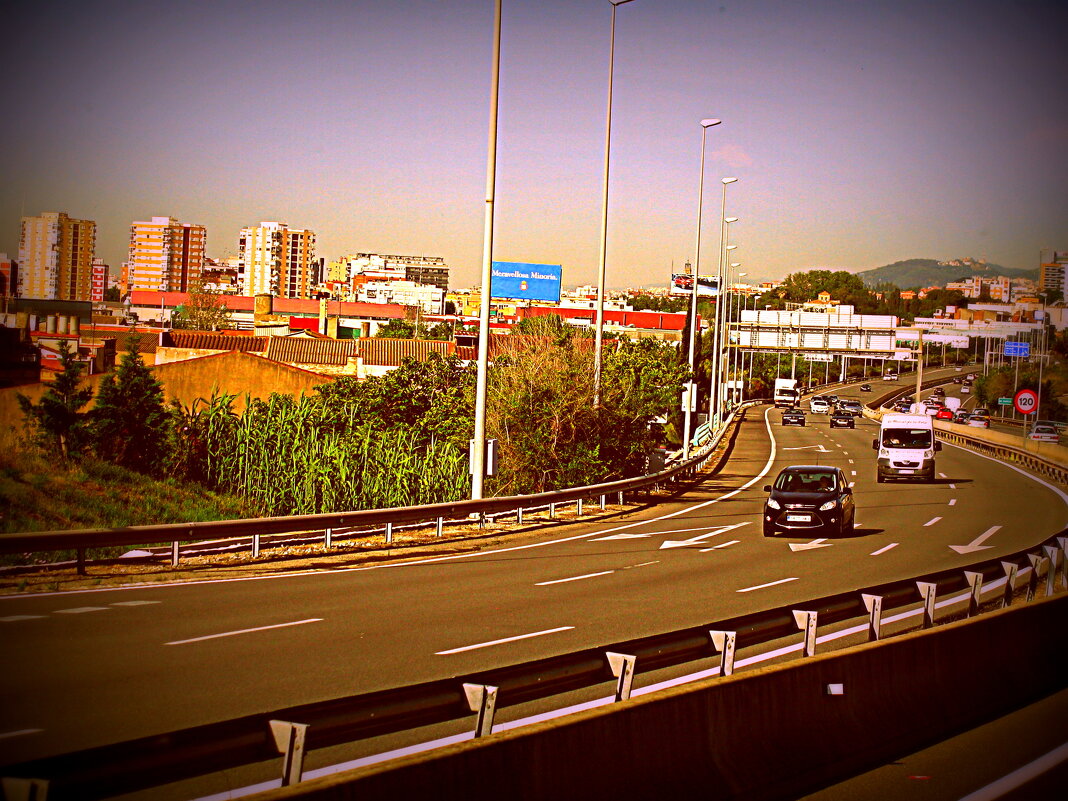 По Франции, на автобусе. - Владимир Драгунский