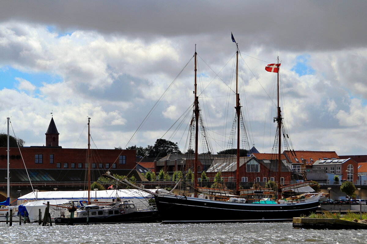 Прогулки по городу - В.И 
