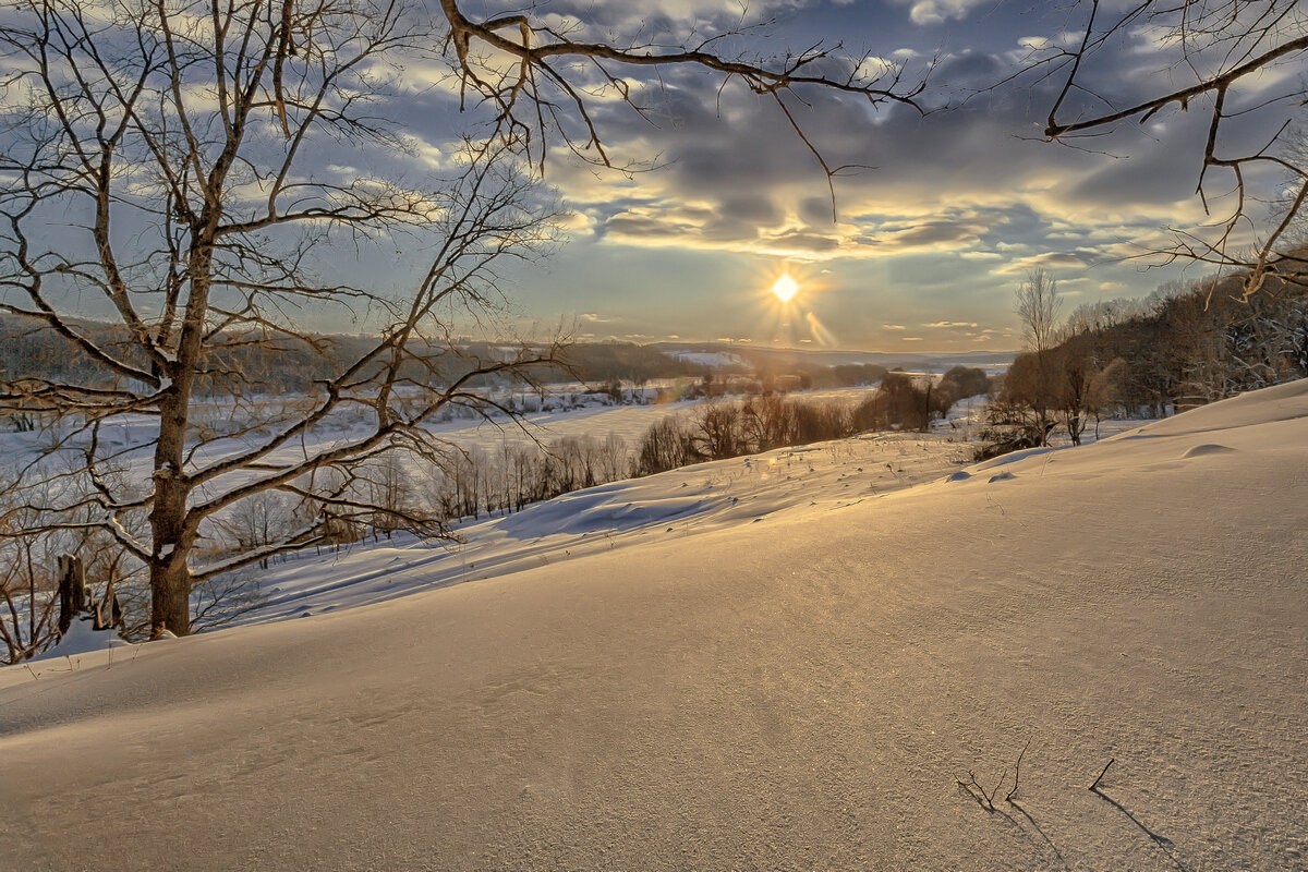 ... морозный, январский вечер на Оке ... - Дмитрий Сундеев ... морозный, январский вечер на Оке ... - Дмитрий Сундеев
