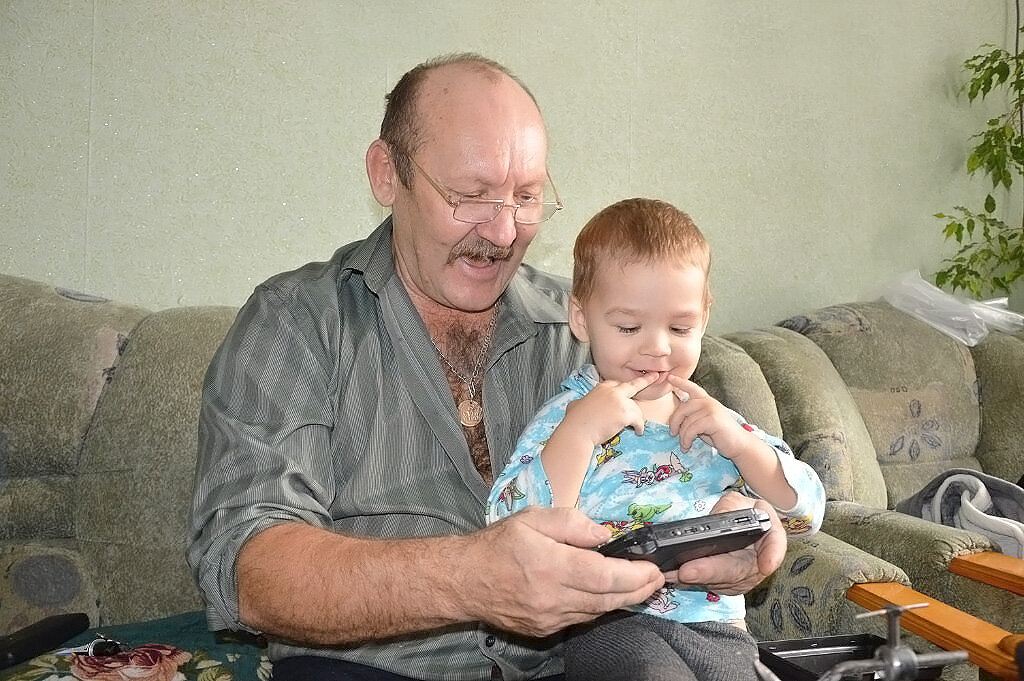 Эмоции...дед и внук... - Надежда Куркина 