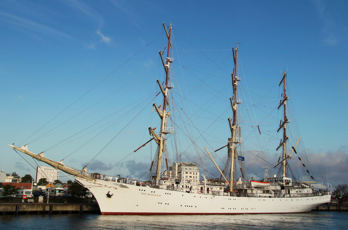 DAR MLODZIEZY - В.И DAR MLODZIEZY - В.И