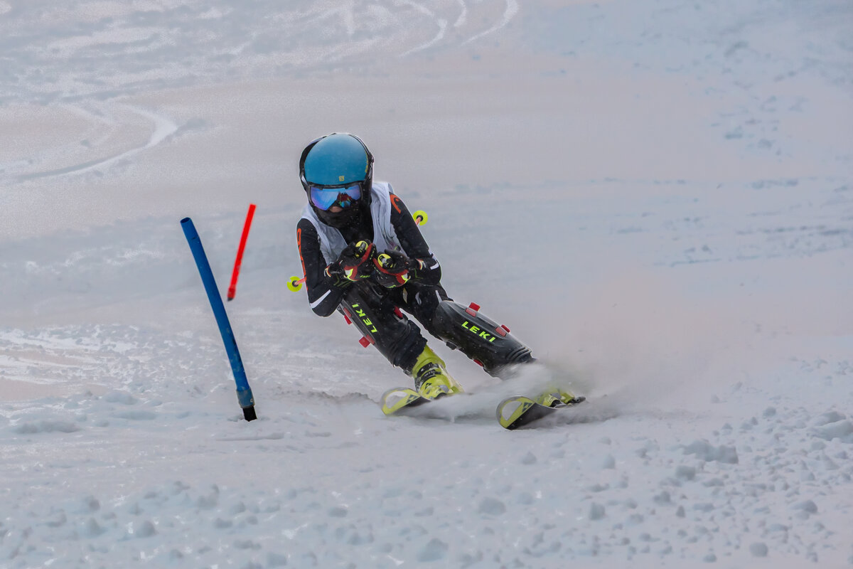 ****** - Вячеслав Овчинников