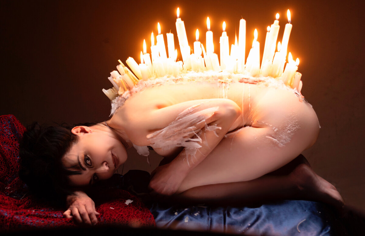 Мир при свечах становится другим... - Оля Логвиненко