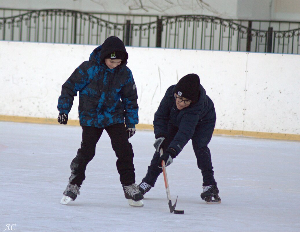 Первые шаги в хоккее - Любовь Сахарова
