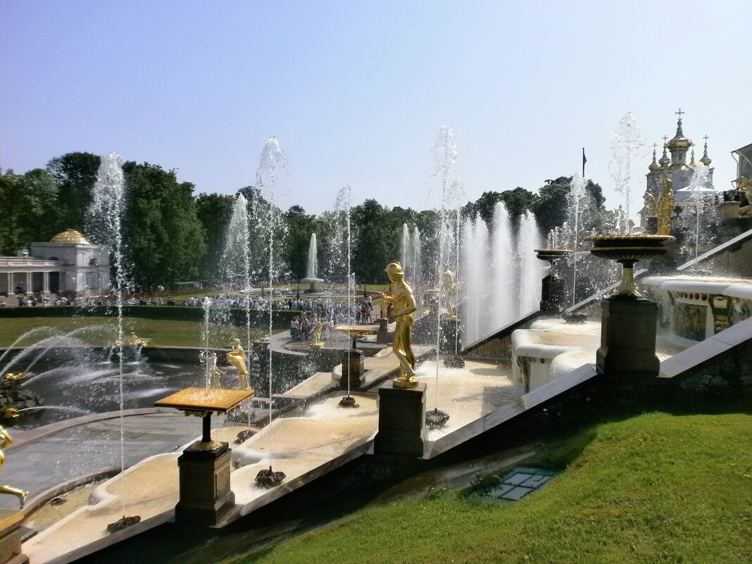 В Петергофе..... - Алёна Савина