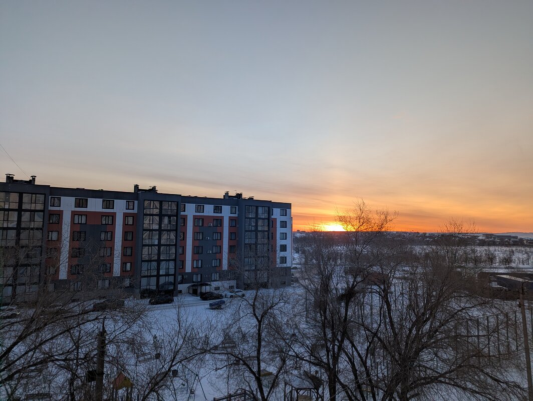 Утро долгого дня. - Андрей Хлопонин