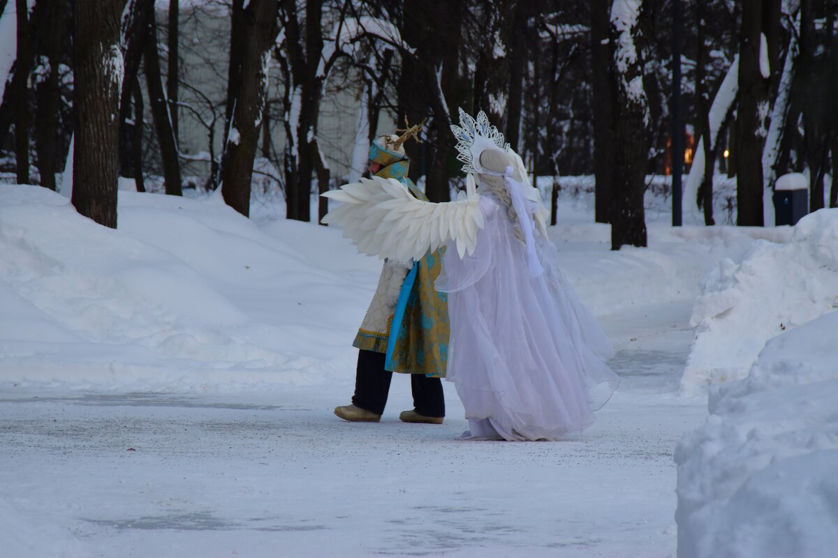 Ничего необычного. Просто сказочные герои любят русскую зиму. - Наталья Вязигина