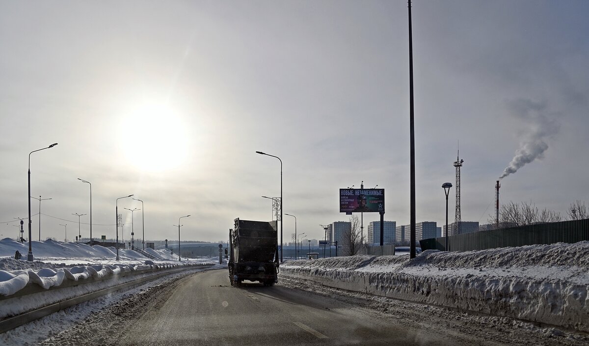 Солнце светит, но не греет - Валерий Иванович