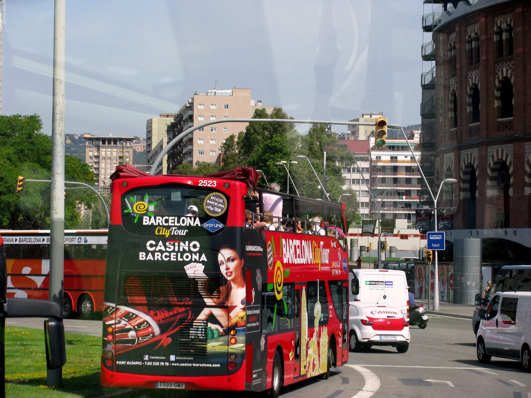 Барселона с автобуса. - Владимир Драгунский