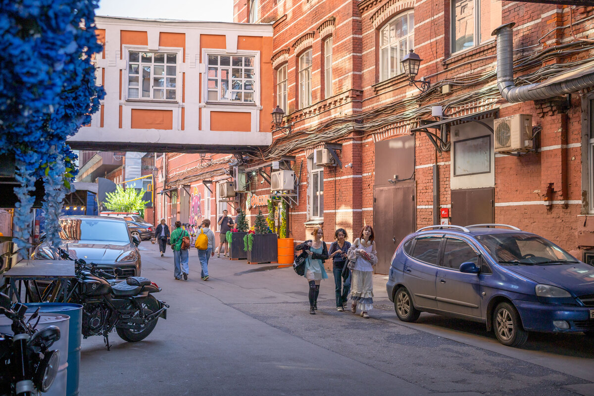 Красный Октябрь - Олег Дорошенко