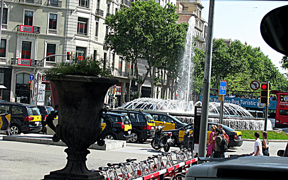 По Барселоне на автобусе. - Владимир Драгунский