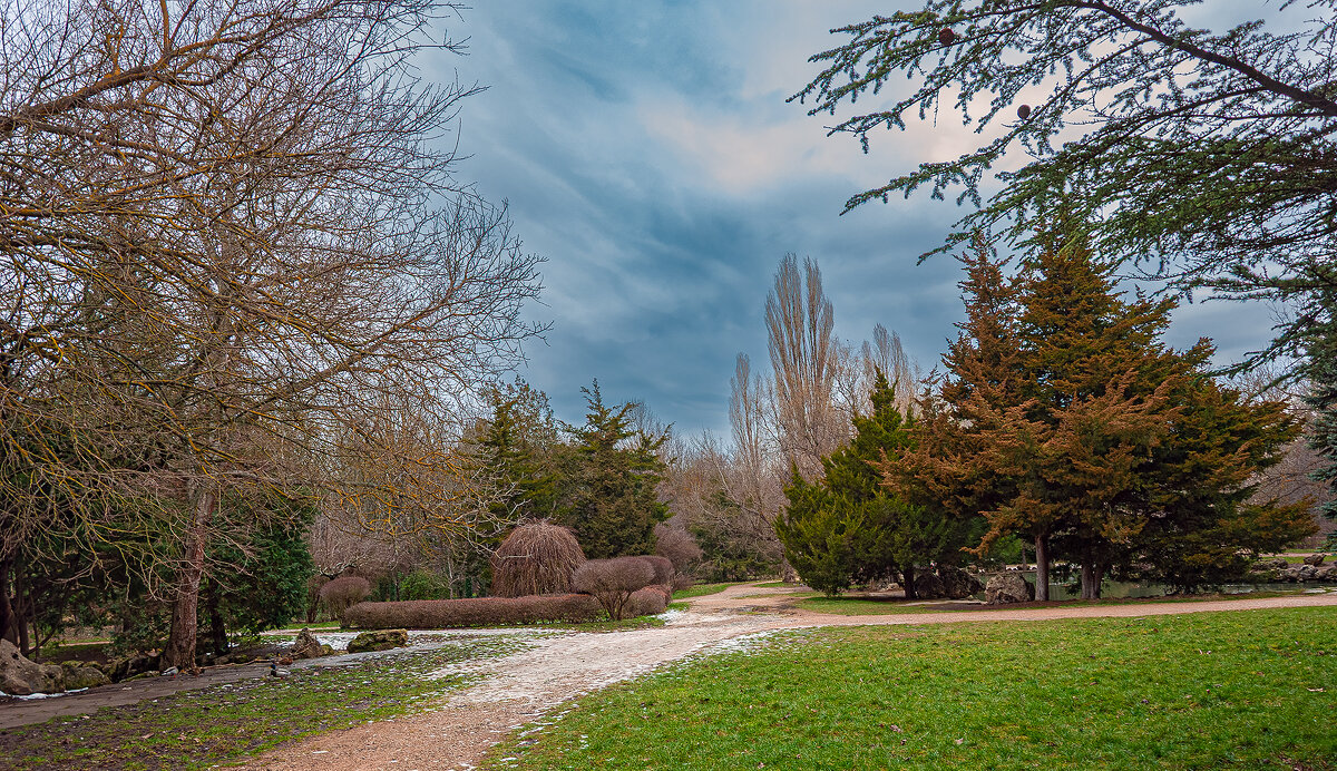 Зимний месяц один остался, Пусть весна придет скорее! - Варвара 