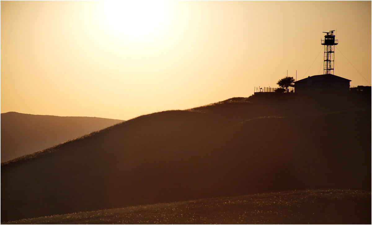 На страже. - Вячеслав Владимирович