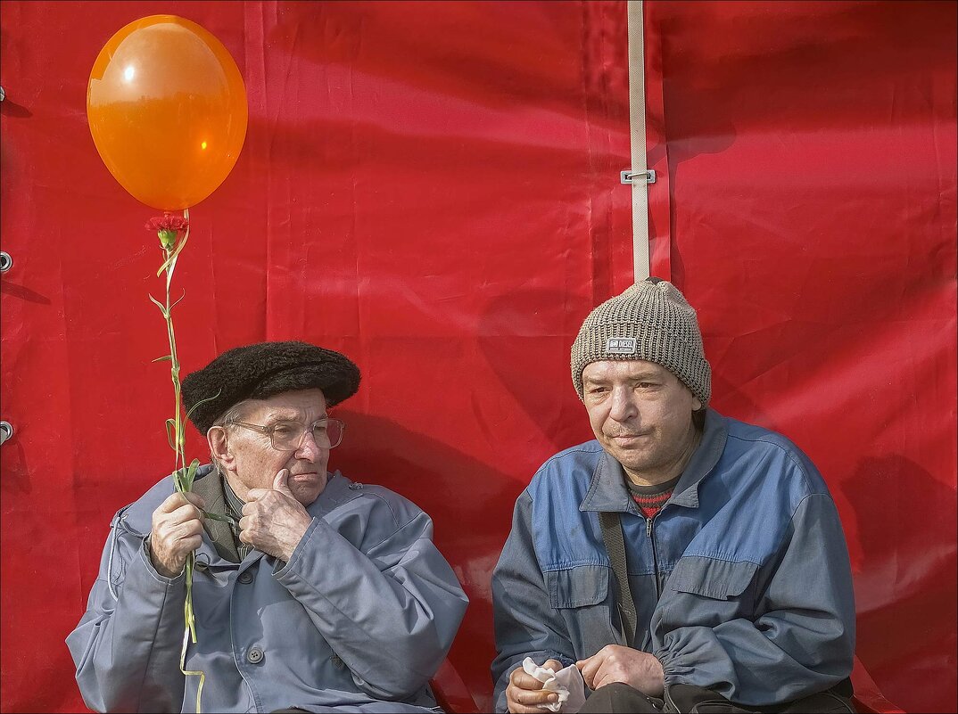 ПЕРВОМАЙ - Александр Кустов