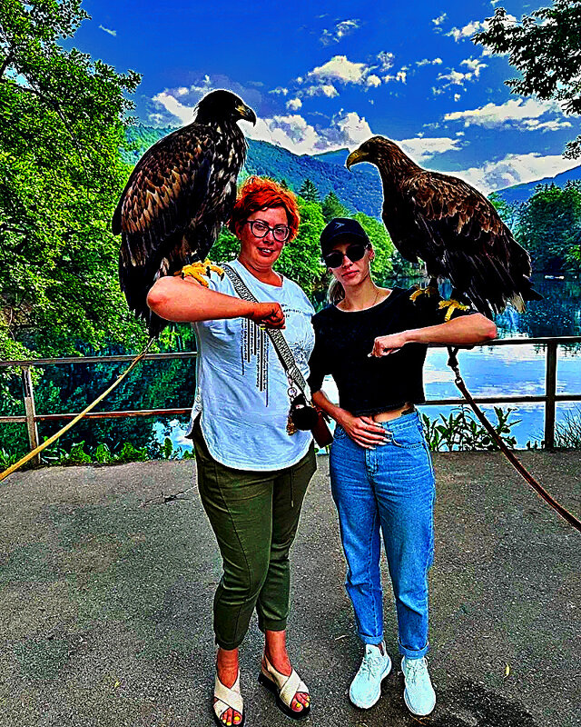 ДЕВУШКИ   С   ПТИЧКАМИ - Анатолий Малобродский