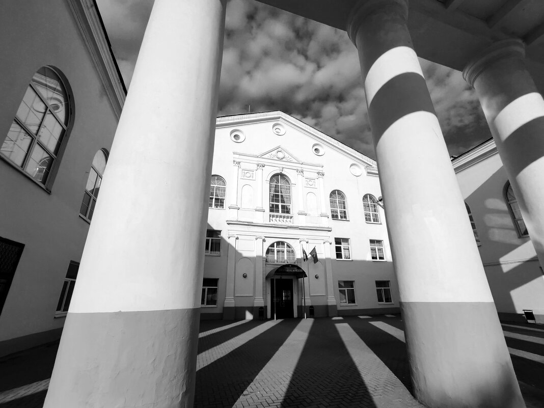 Свет и тени... - Вячеслав Владимирович