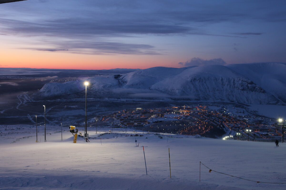 Вечер над Кировском - Ольга 