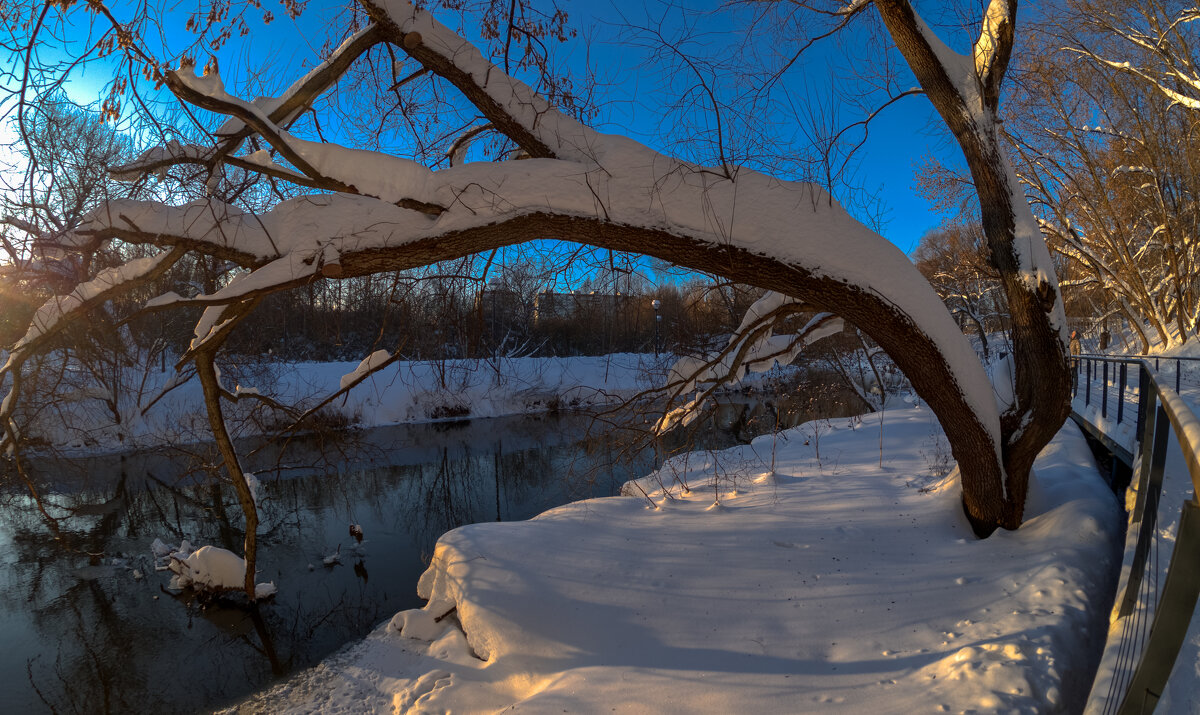 У Зимней Речки - юрий поляков