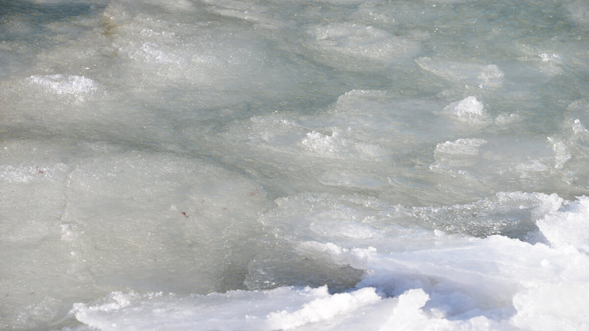 Лёд Каспия - Анатолий Чикчирный
