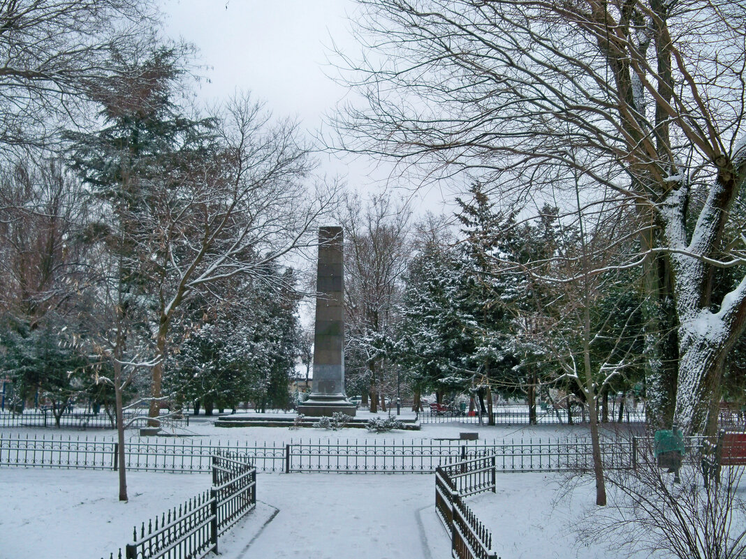 Семинарский сквер в Симферополе - Валентин Семчишин