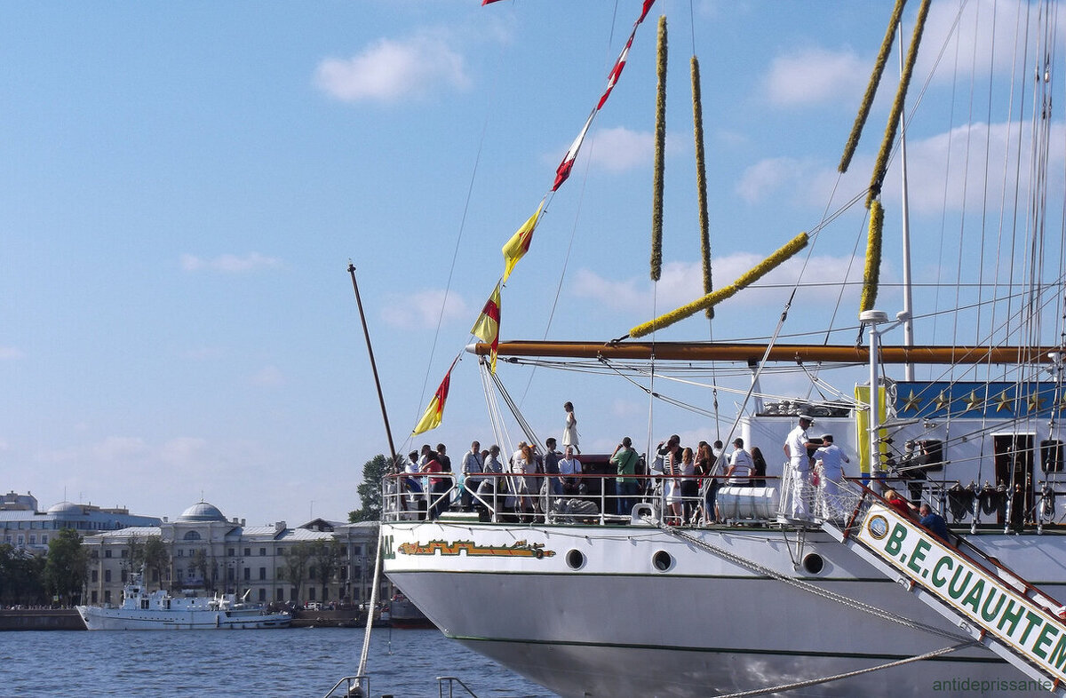 Мексиканский фрегат на Неве... - vadim 