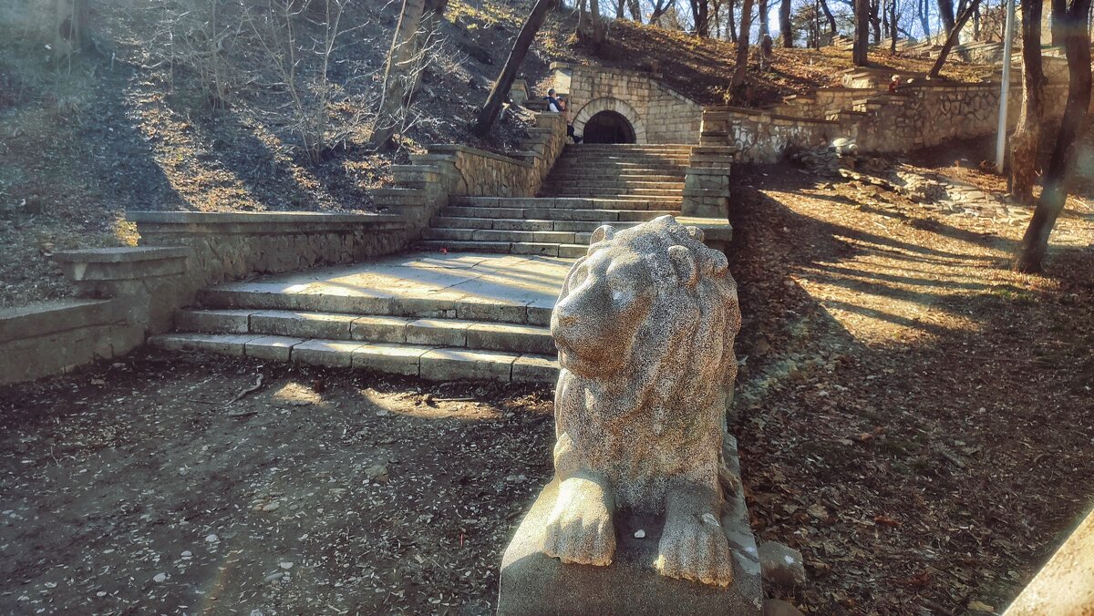 Грот Дамские слезы.Ессентуки - Мариша 