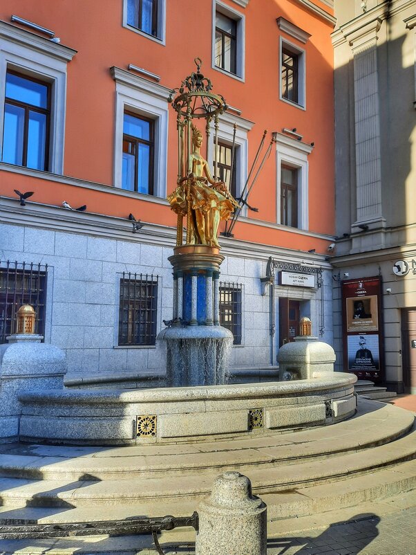 Принцесса Турандот у театра им. Вахангова - Irene Irene