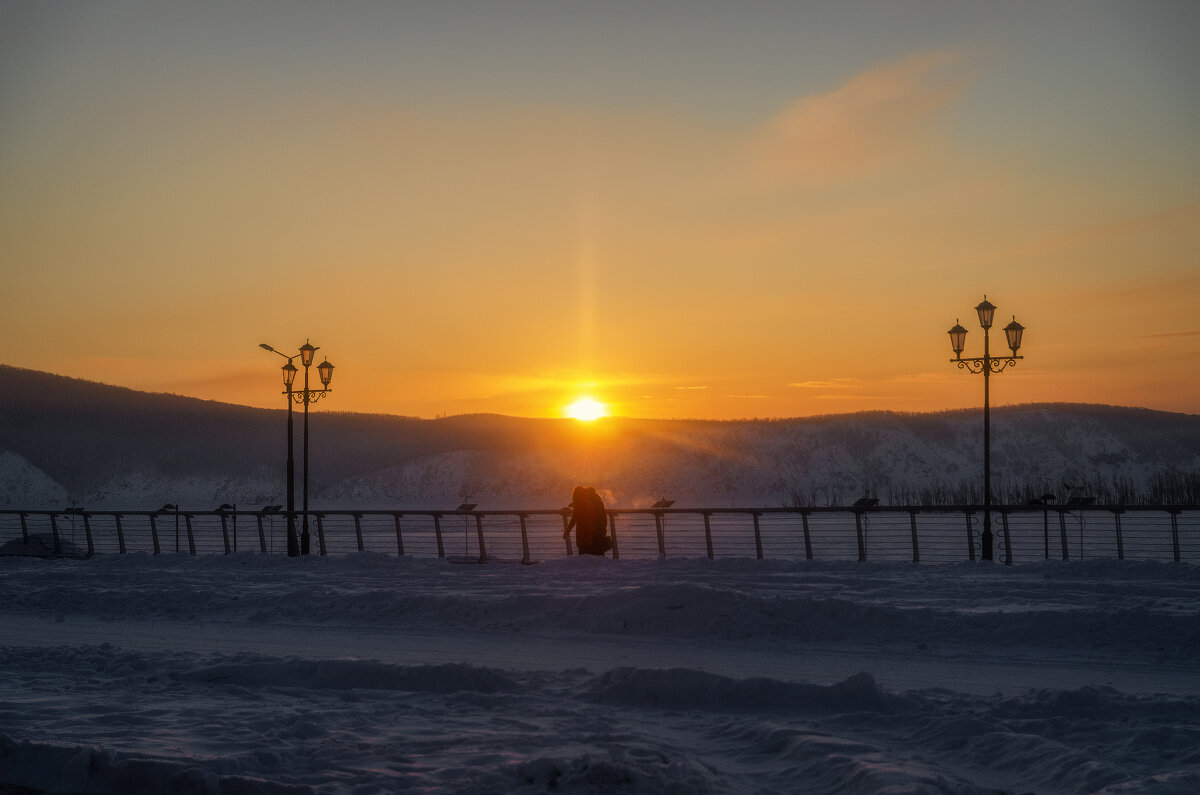 Рассвет над Амуром - Виктор Иванович Чернюк