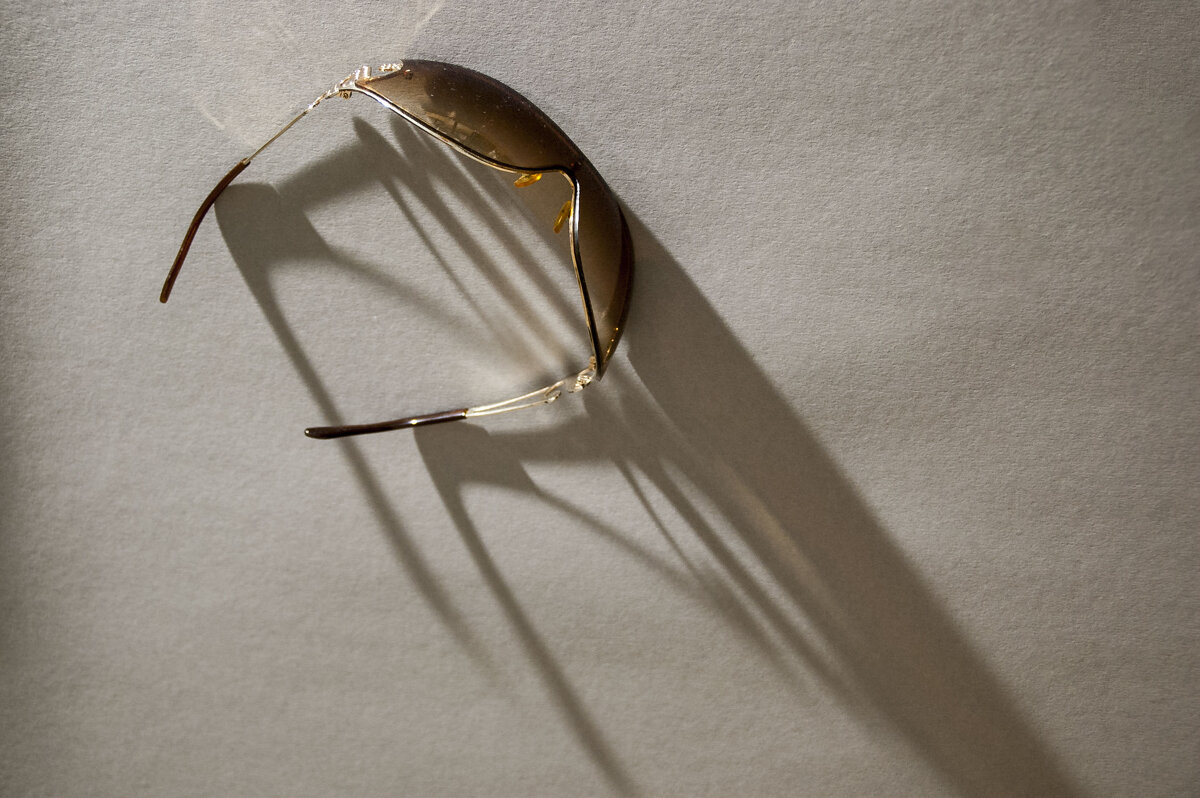 Богомол ( игра с тенью) - Елена Пономарева