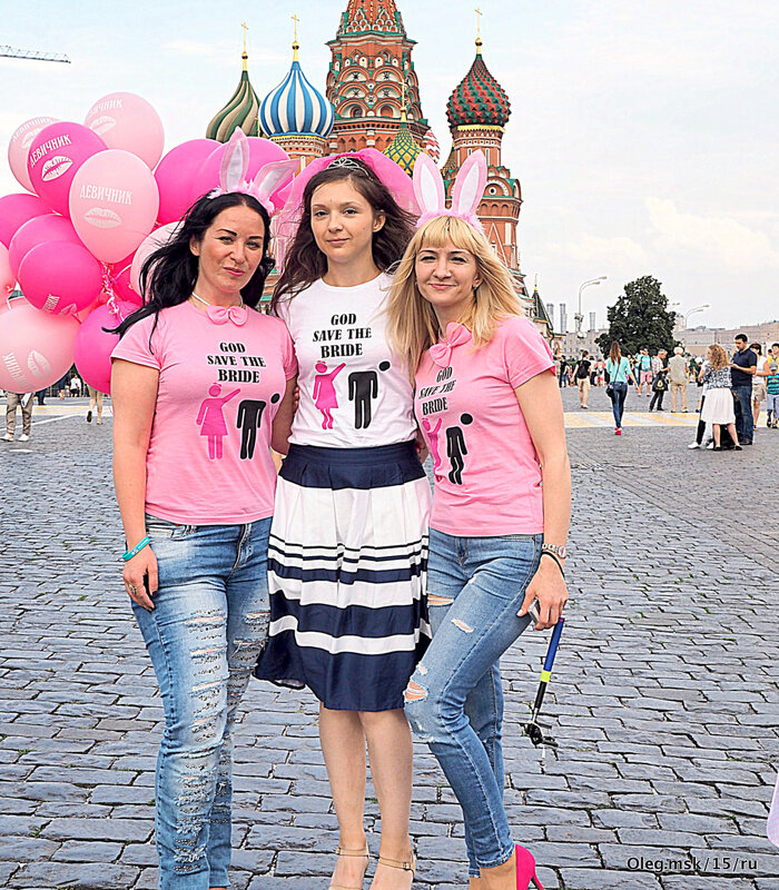 шаловливые девчонки - Олег Лукьянов