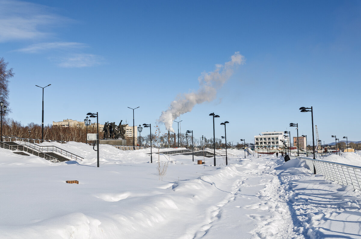 Заснеженая набережная - Виктор Иванович Чернюк