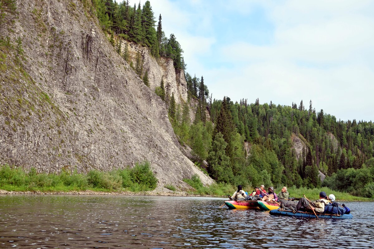 Идём у скал. - ВикТор Быстров