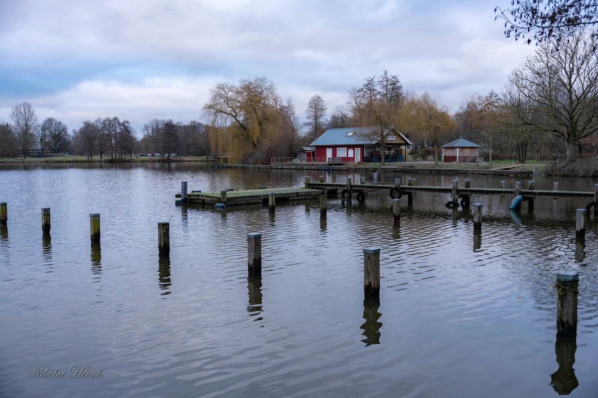 Прибрежное кафе... - Николай Гирш Прибрежное кафе... - Николай Гирш